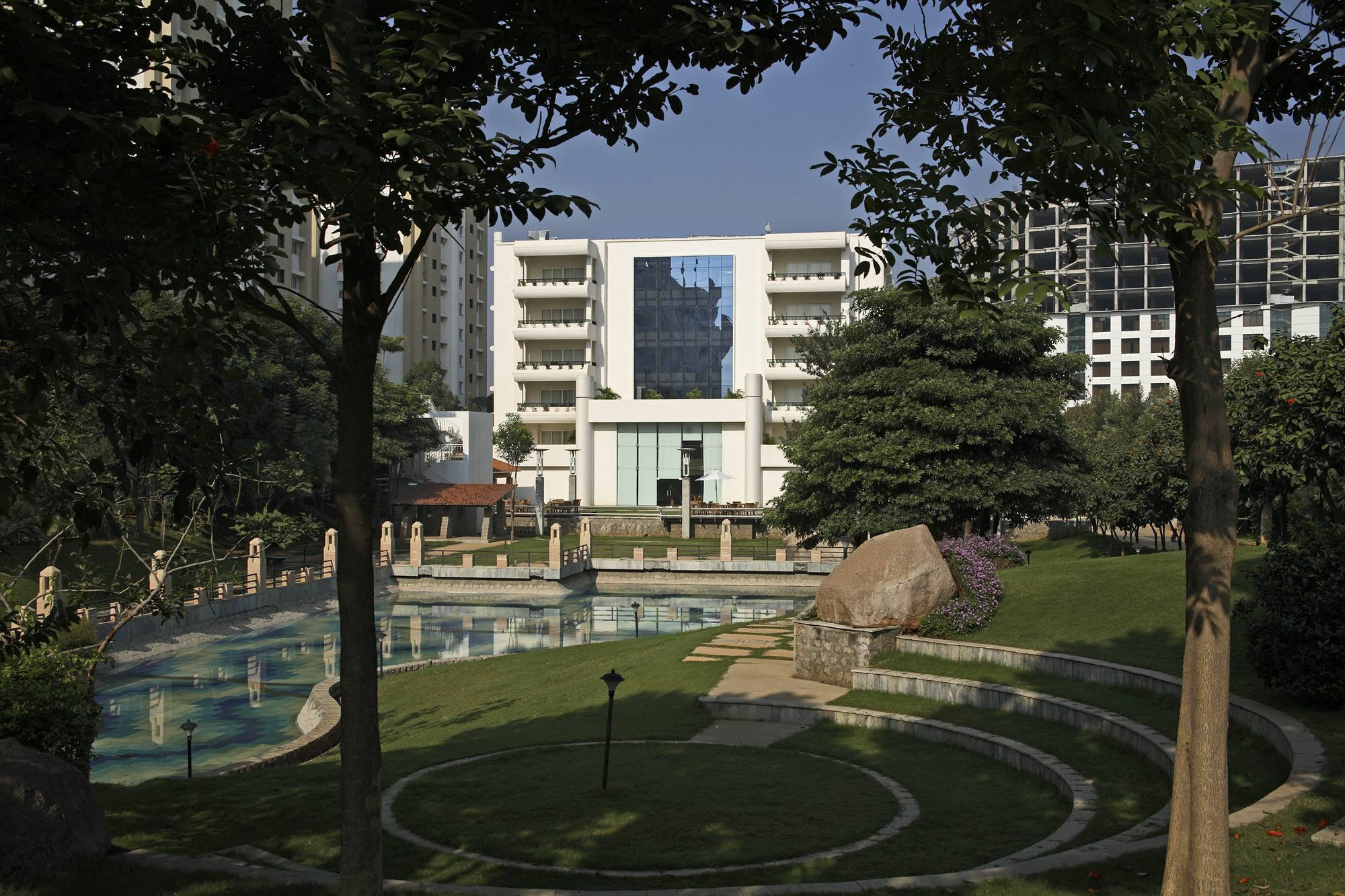 Ellaa Hotel Gachibowli Hyderabad Facilidades foto